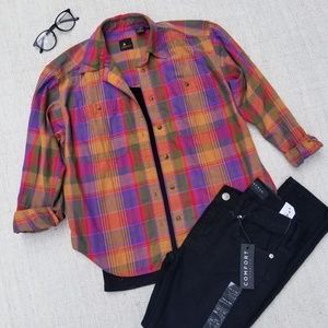 Lizsport 70s Colored Plaid Petite Button Down Top